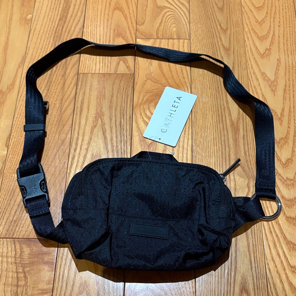 Athlete Power of She Excursion Mini Belt Bag/Crossbody Bag - BNWT